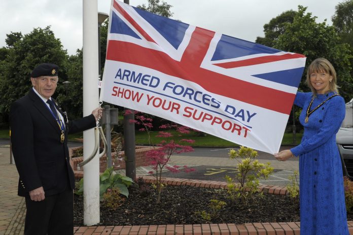 005 ©EBP ARMED FORCES DAY_EBS4260