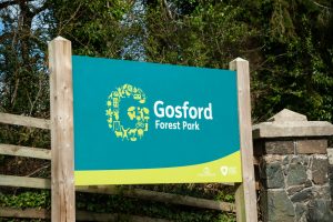 sign saying gosford forest park