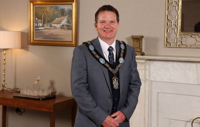 Lord Mayor Glenn Barr