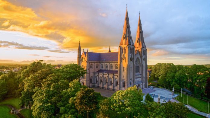 pic Armagh City Image
