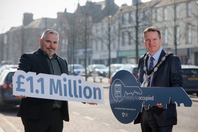 Lord Mayor Alderman Glenn Barr and Gerard Murray