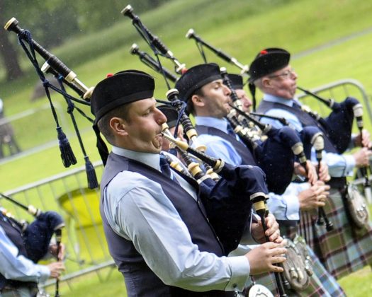 Lurgan Park is filled with the sound of pipes and drums