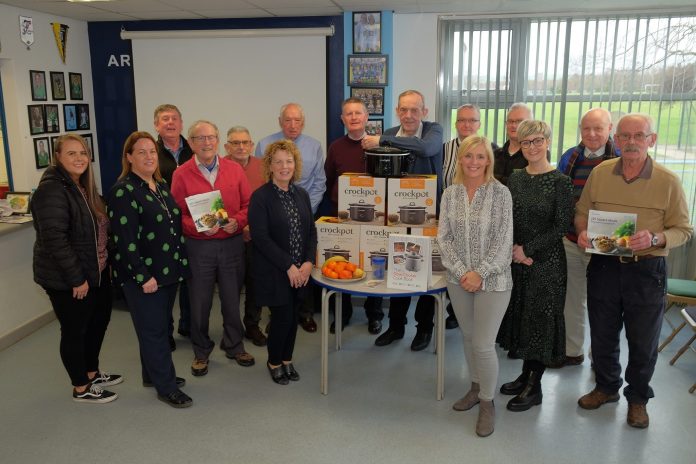 20022023-197 Participants of February’s Slow Cooker Programme in Armagh pictured with Stephanie Rock and Elaine Devlin from ABC Council, and Sinead McParland, Michelle Mooney and Laura Creaney from Southern Health and Social Care Trust.