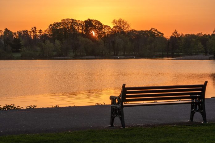 APRIL - John Hamilton Lurgan Park calendar photo competition