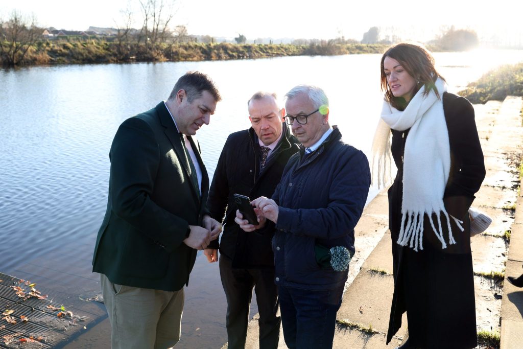 Secretary of State for Northern Ireland visits Portadown to assess flood recovery plans