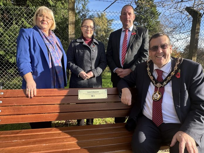 Lord Mayor of ABC Borough, Alderman Stephen Moutray was joined by Deputy Mayor, Councillor Jessica Johnston, Alderman Gordon Kennedy and Councillor Mary O’Dowd for the unveiling of the memorial bench at the Palace Gardens in Armagh.