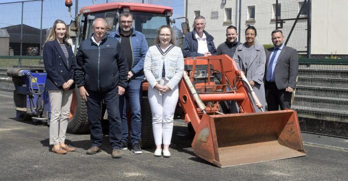006 ©EBP ARDMORE_EB58209 Deputy Lord Mayor, Councillor Jessica Johnston joined elected members from the Armagh area, contractors and council officers on a visit to the work at Ardmore and Cathedral Road pitches.