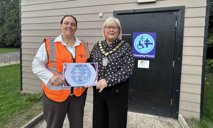 Lord Mayor of ABC Borough, Cllr Mary O’Dowd is pictured with Karen Oliver, Manager at Gosford Forest Park and the award for the Best Changing Places Toilet.